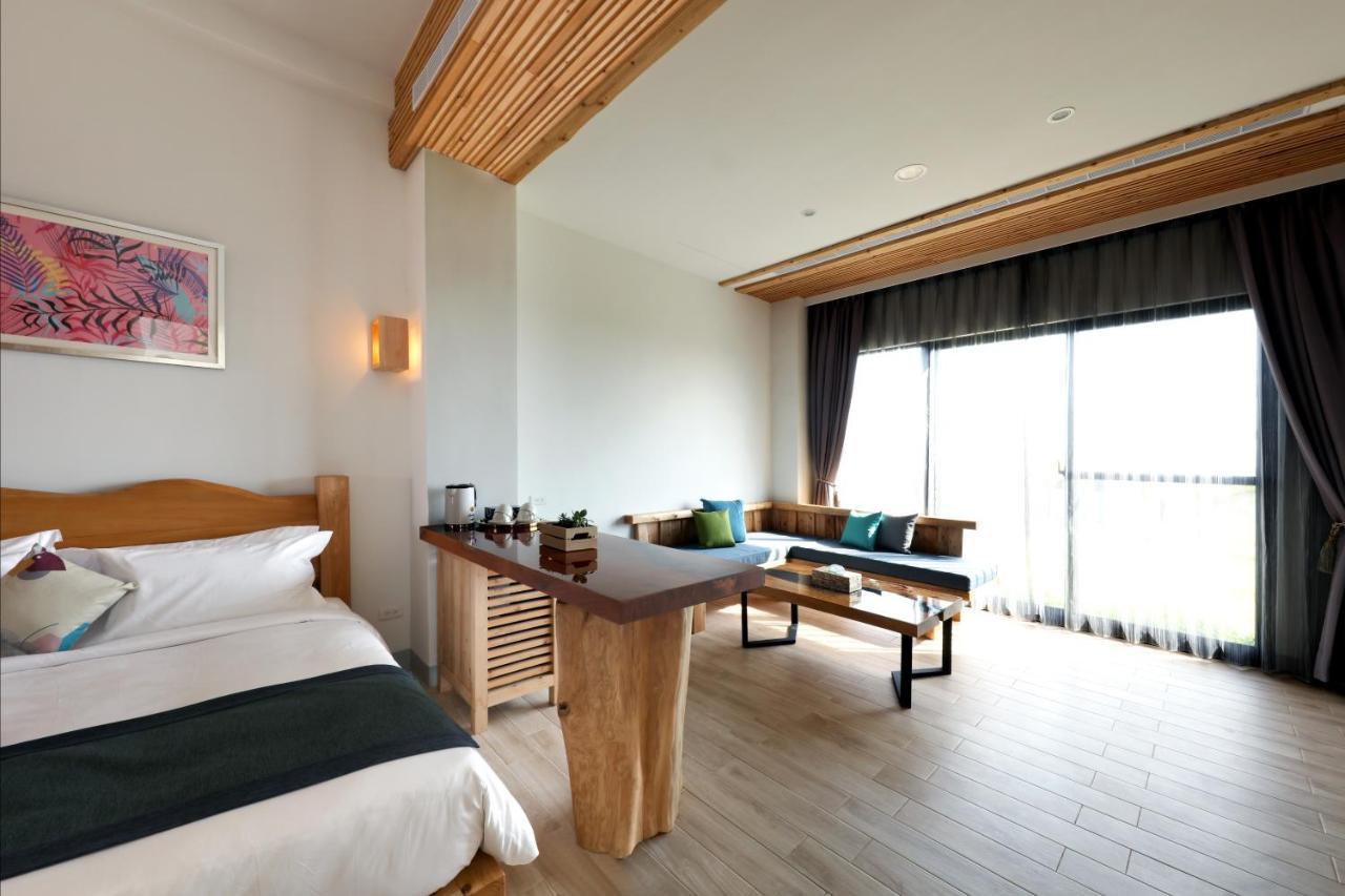 Skyebay Club Hotel Hengchun South Gate Exterior photo